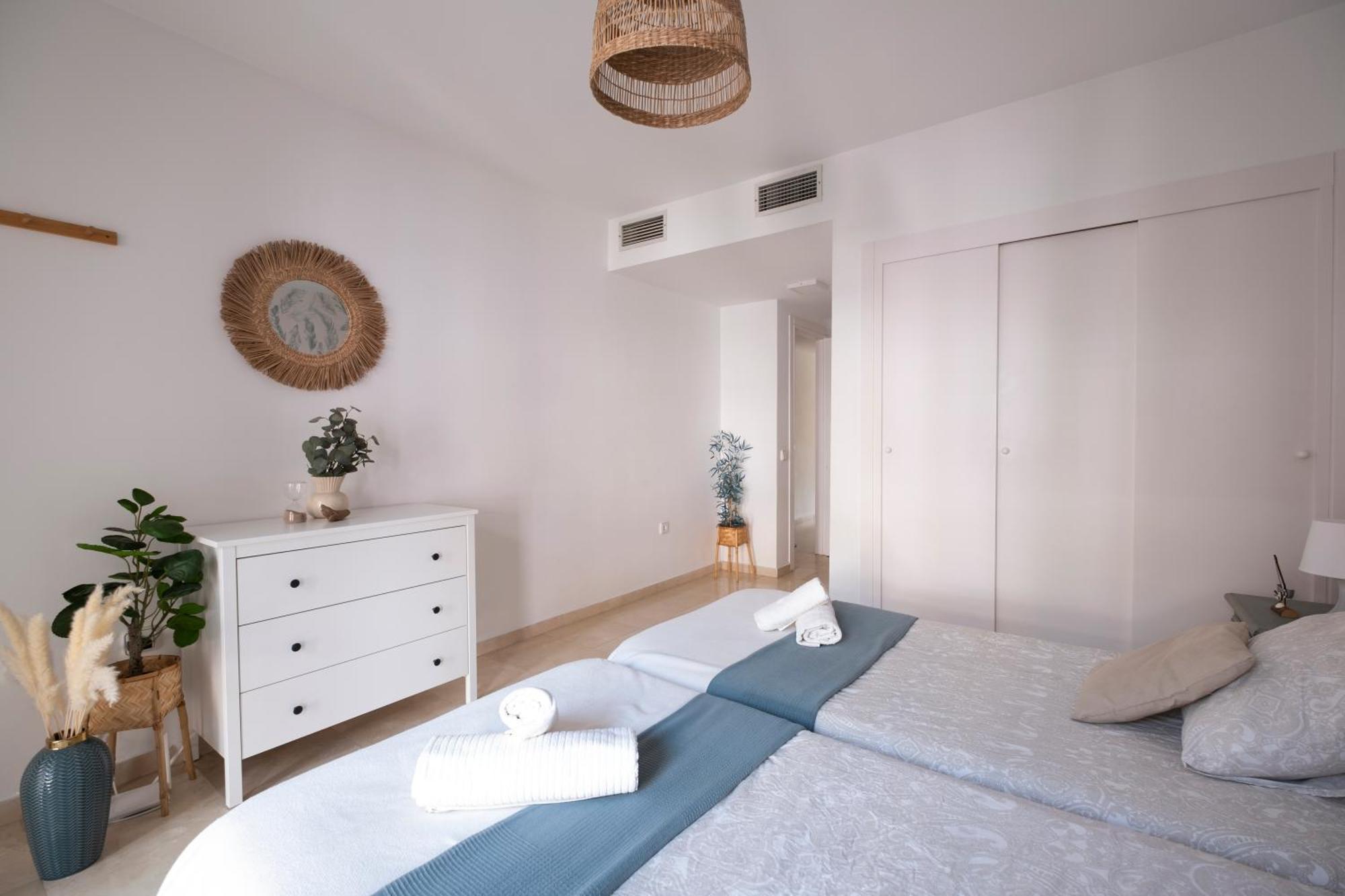 Aquamarine Apartment In Marina Sotogrande Exterior photo